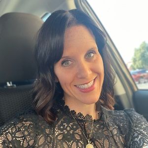 Meet your Posher, Andrea